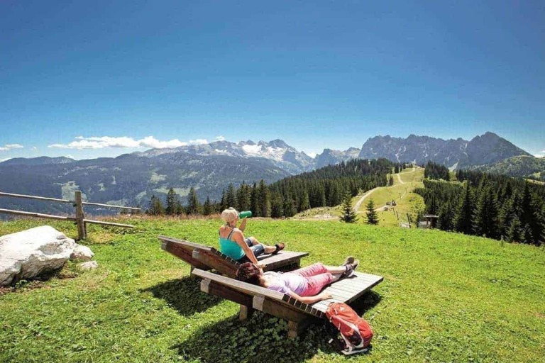 Sommerferie i Salzburger Land - Hotel Kirchenwirt i Puch nær Salzburg, Østrig